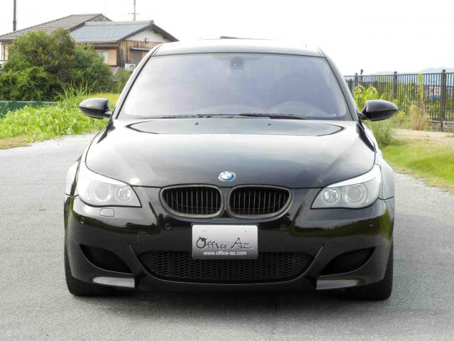 滋賀県中古車　BMW M5 Individual 