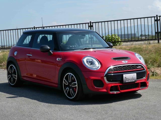 滋賀県中古車　BMW MINI ジョンクーパーワークス