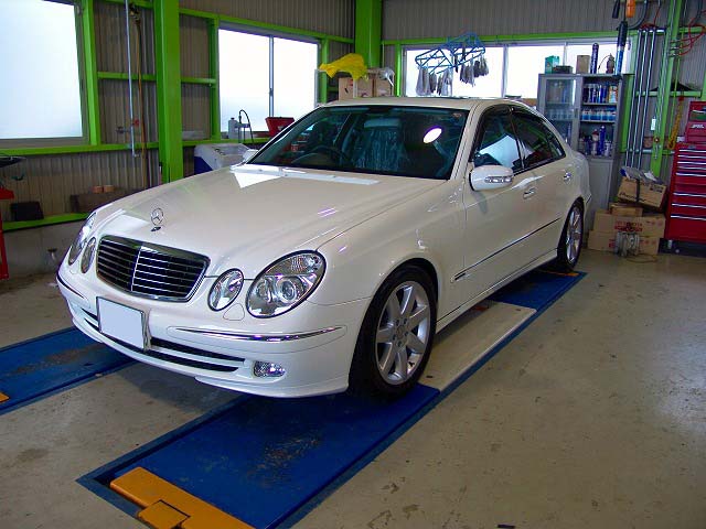 ベンツ　W211