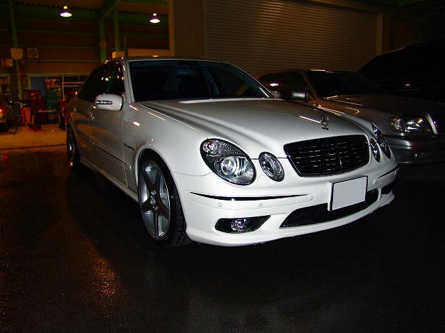 W211　Eクラス　アバンギャルド
