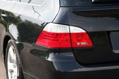 滋賀県中古車　BMW 5シリーズツーリング 525i　ハイライン　後期