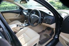 滋賀県中古車　BMW 5シリーズツーリング 525i　ハイライン　後期