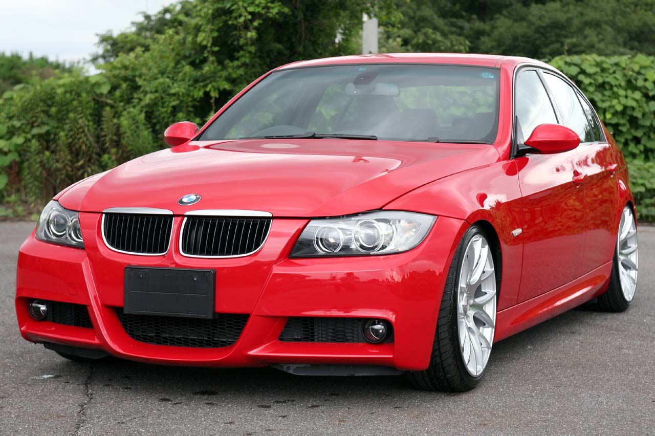 滋賀県中古車　BMW 3シリーズ 320i Mスポーツ