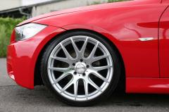 滋賀県中古車　BMW 3シリーズ 320i Mスポーツ