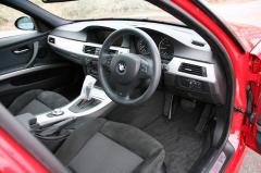滋賀県中古車　BMW 3シリーズ 320i Mスポーツ