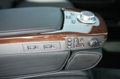 滋賀県中古車　BMW 7シリーズ 750Li シアターパッケージ