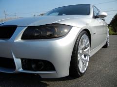 滋賀県中古車　BMW 3シリーズ 320ｉ　ナビパッケージ