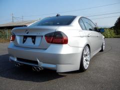 滋賀県中古車　BMW 3シリーズ 320ｉ　ナビパッケージ