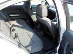 滋賀県中古車　BMW 3シリーズ 320ｉ　ナビパッケージ