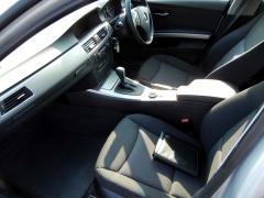 滋賀県中古車　BMW 3シリーズ 320ｉ　ナビパッケージ
