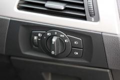 滋賀県中古車　BMW 3シリーズ 320ｉ　ナビパッケージ