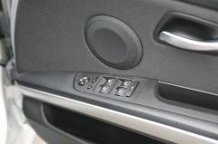 滋賀県中古車　BMW 3シリーズ 320ｉ　ナビパッケージ