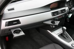 滋賀県中古車　BMW 3シリーズ 320ｉ　ナビパッケージ