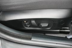 滋賀県中古車　BMW 3シリーズ 320ｉ　ナビパッケージ