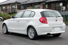 滋賀県中古車　BMW 1シリーズ 116i