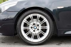 滋賀県中古車　BMW 5シリーズ 525i Mスポーツ