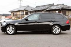 滋賀県中古車　BMW 3シリーズツーリング 320i
