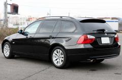 滋賀県中古車　BMW 3シリーズツーリング 320i