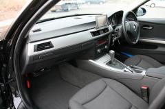 滋賀県中古車　BMW 3シリーズツーリング 320i