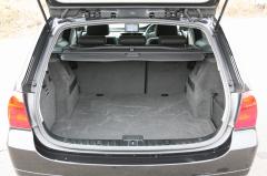 滋賀県中古車　BMW 3シリーズツーリング 320i