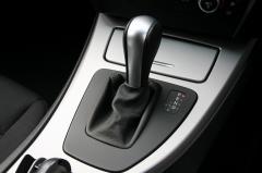 滋賀県中古車　BMW 3シリーズツーリング 320i