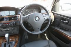 滋賀県中古車　BMW 3シリーズ 320i　ハイライン　Mスポーツ仕様