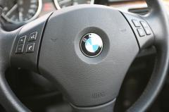 滋賀県中古車　BMW 3シリーズ 320i　ハイライン　Mスポーツ仕様