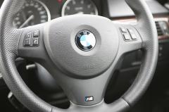 滋賀県中古車　BMW 3シリーズ 320i　Mスポーツ