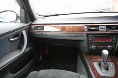滋賀県中古車　BMW 3シリーズ 320i　Mスポーツ