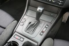 滋賀県中古車　BMW 3シリーズ 330i　Mスポーツ