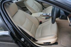 滋賀県中古車　BMW 3シリーズ 320i　ハイライン