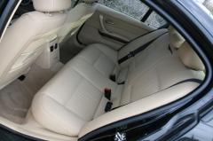 滋賀県中古車　BMW 3シリーズ 320i　ハイライン