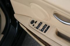 滋賀県中古車　BMW 3シリーズ 320i　ハイライン
