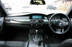 滋賀県中古車　BMW 5シリーズツーリング 525i Mスポーツ