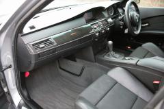 滋賀県中古車　BMW 5シリーズツーリング 525i Mスポーツ