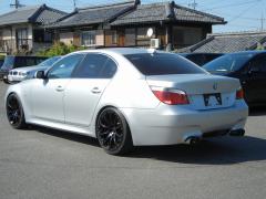 滋賀県中古車　BMW 5シリーズ 530i　ハイライン　M5スタイリング 