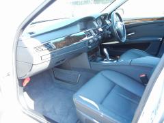 滋賀県中古車　BMW 5シリーズ 525i　ハイライン