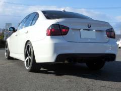 滋賀県中古車　BMW 3シリーズ 320i