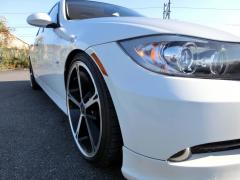 滋賀県中古車　BMW 3シリーズ 320i