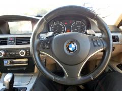 滋賀県中古車　BMW 3シリーズ 320i