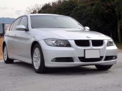 滋賀県中古車　BMW 3シリーズ 320i