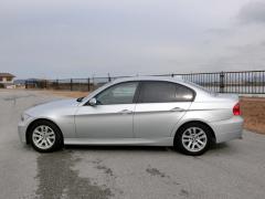 滋賀県中古車　BMW 3シリーズ 320i
