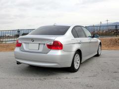 滋賀県中古車　BMW 3シリーズ 320i