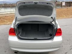 滋賀県中古車　BMW 3シリーズ 320i
