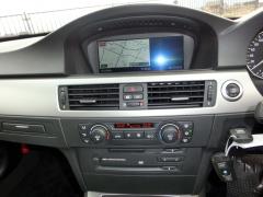 滋賀県中古車　BMW 3シリーズ 320i