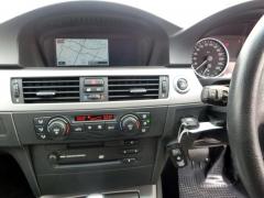 滋賀県中古車　BMW 3シリーズ 320i
