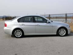 滋賀県中古車　BMW ３シリーズ 320i　ハイライン