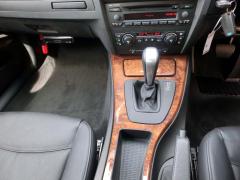 滋賀県中古車　BMW ３シリーズ 320i　ハイライン