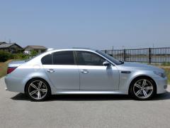 滋賀県中古車　BMW M5 M5