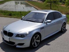 滋賀県中古車　BMW M5 M5